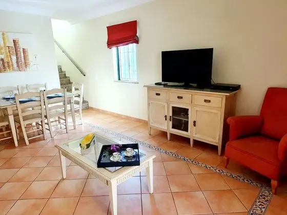 Family Ev, Özel Banyo, Havuz Manzaralı