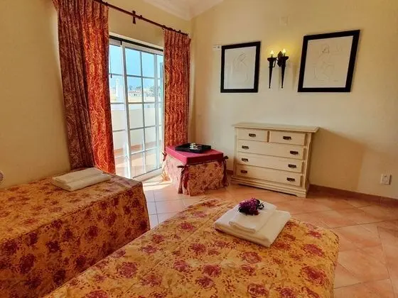 Family Ev, Özel Banyo, Havuz Manzaralı