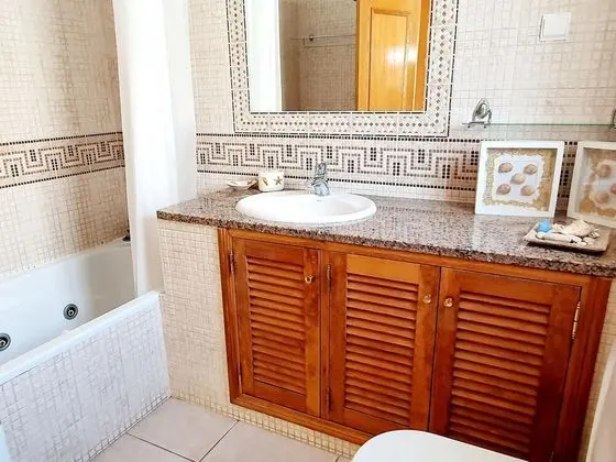 Family Ev, Özel Banyo, Havuz Manzaralı