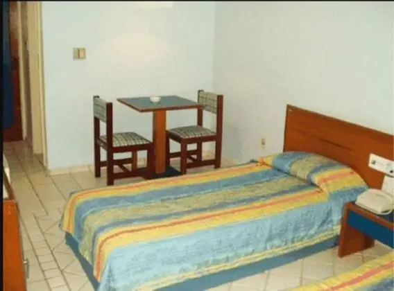 Standard Tek Büyük veya İki Ayrı Yataklı Oda