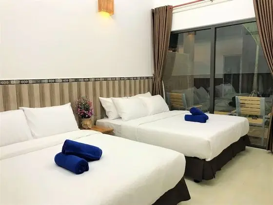 Standard Dört Kişilik Oda, Bahçe Manzaralı