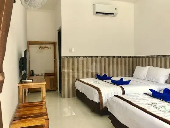 Standard Dört Kişilik Oda, Bahçe Manzaralı