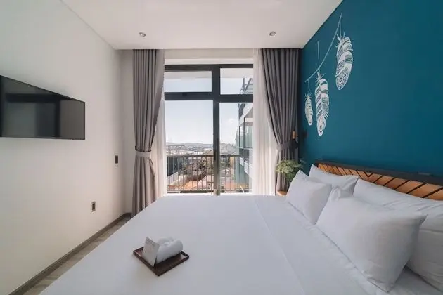 Deluxe Tek Büyük Yataklı Oda