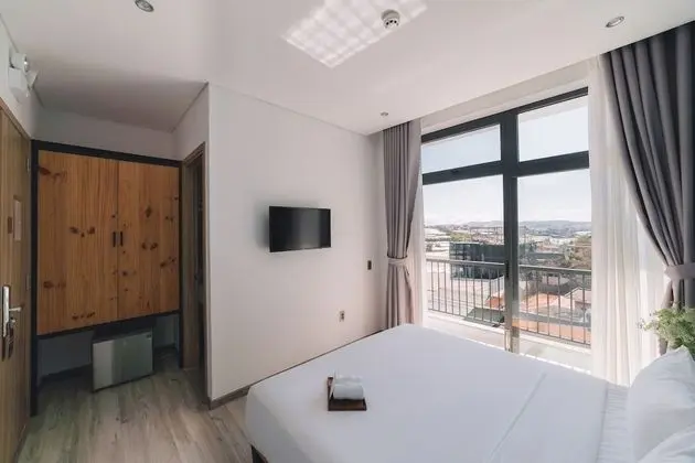 Deluxe Tek Büyük Yataklı Oda