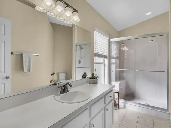 Ev (Gated Community, amaizing private poo)