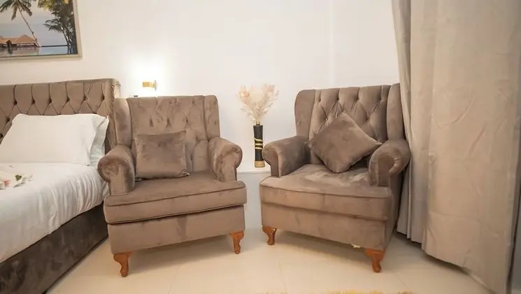 Deluxe Oda, Balkon, Havuz Manzaralı
