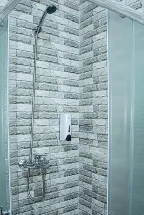 Deluxe Oda, Teras, Havuz Manzaralı
