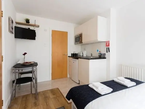 Basic Stüdyo, Banyolu/Duşlu, Şehir Manzaralı (Standard Studio)