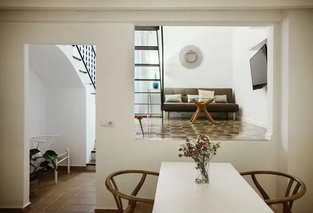 Apart Daire, 1 Büyük (Queen) Boy Yatak ve Çekyat (Triplex) (3)