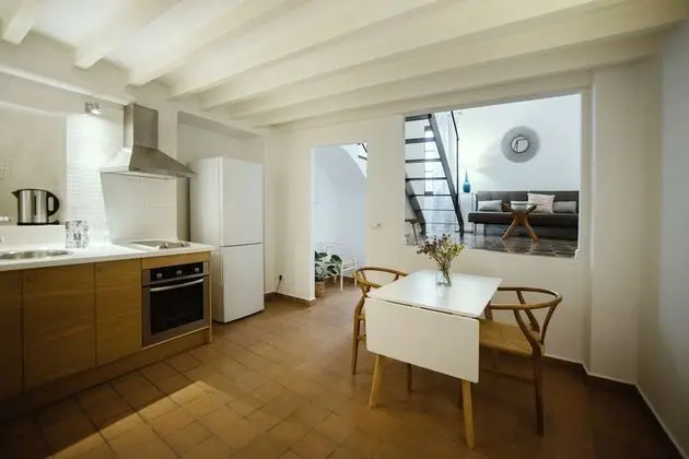 Apart Daire, 1 Büyük (Queen) Boy Yatak ve Çekyat (Triplex) (3)