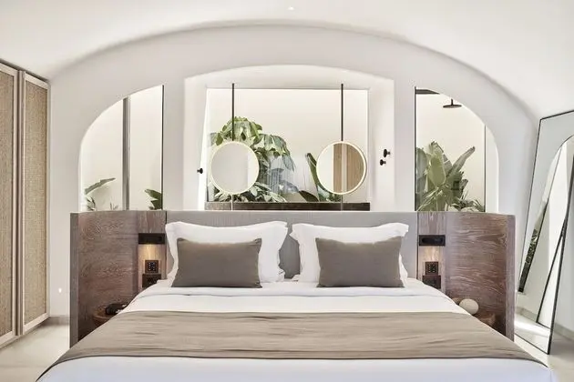 Hideaway Pool Suite