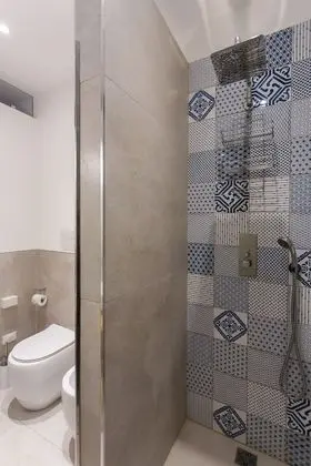 Superior Tek Büyük veya İki Ayrı Yataklı Oda