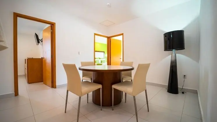 Family Süit (3 Bedrooms with dining room)
