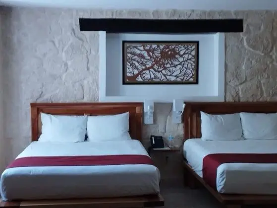 Master Suite 1 king bed