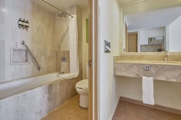 Deluxe Villa, Ocean View Family Room, Club Tour Included