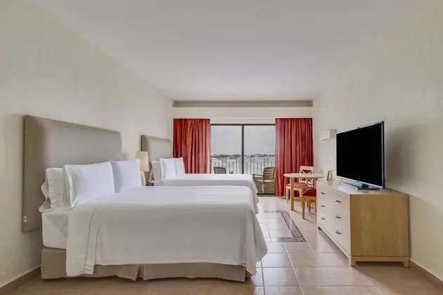 Deluxe Villa, Ocean View Family Room, Club Tour Included