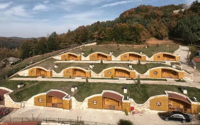 Hobbit Ev,Bahçe Manzaralı