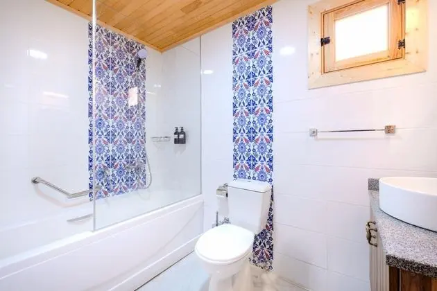 Hobbit Ev,Bahçe Manzaralı