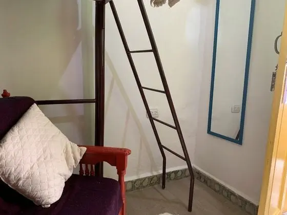 Cozy Private Room in Candelaria near Bolivar Square