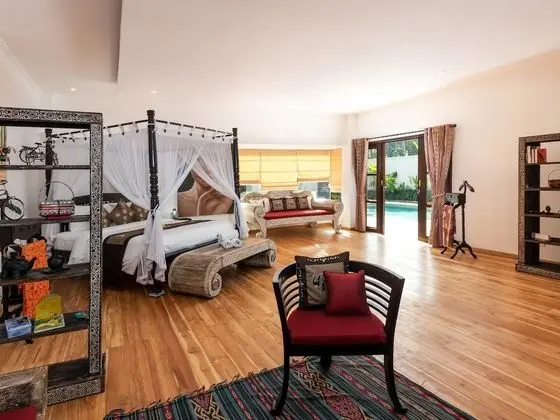 Villa, 4 Yatak Odası, Bahçe Manzaralı