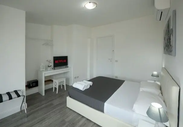 Tek Büyük Yataklı Oda, Balkon