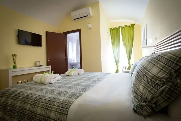 Comfort Tek Büyük Yataklı Oda