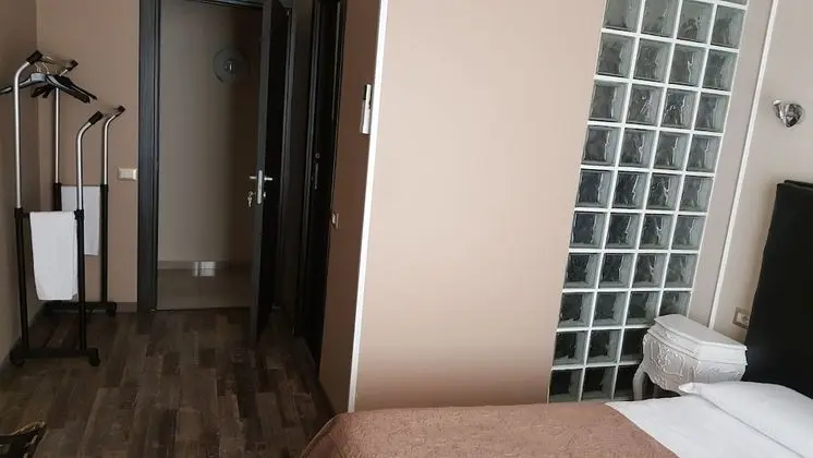 Classic Tek Büyük Yataklı Oda