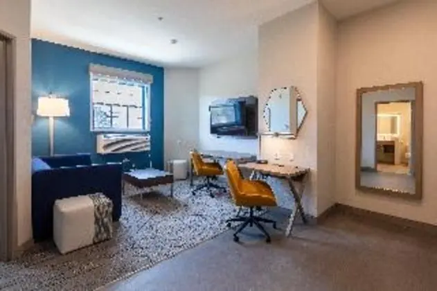 SUITE