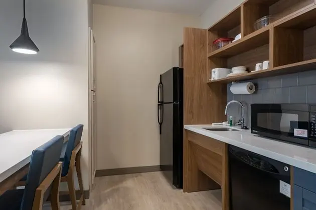 Stüdyo Süit, 1 En Büyük (King) Boy Yatak