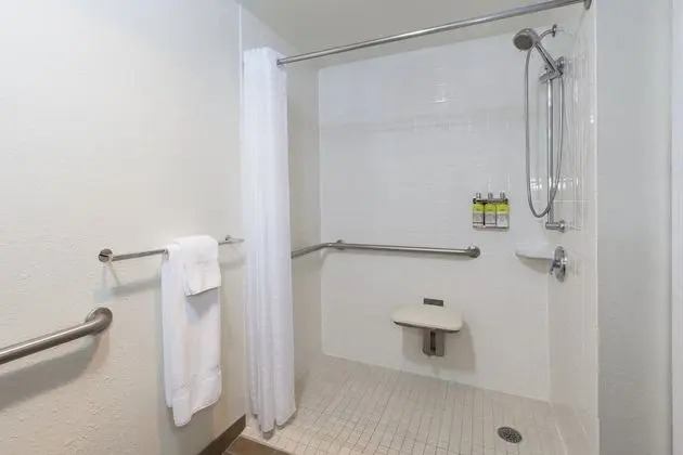 Stüdyo Süit, 1 Büyük (Queen) Boy Yatak, Engellilere Uygun (Communication, Transfer Shower)