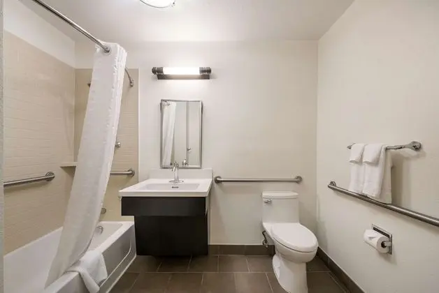 Stüdyo Süit, 1 Büyük (Queen) Boy Yatak, Engellilere Uygun (Mobility Tub)