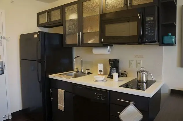 Stüdyo Süit, 1 Büyük (Queen) Boy Yatak
