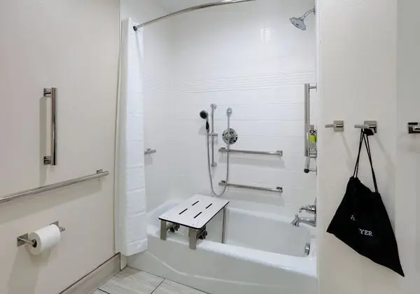 Süit, 1 Yatak Odası, Engellilere Uygun (Accessible Tub)