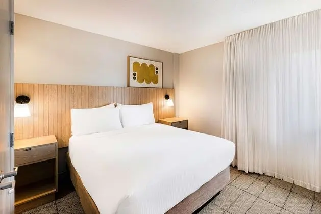 Süit, 1 Büyük (Queen) Boy Yatak ve Çekyat (One Bedroom)