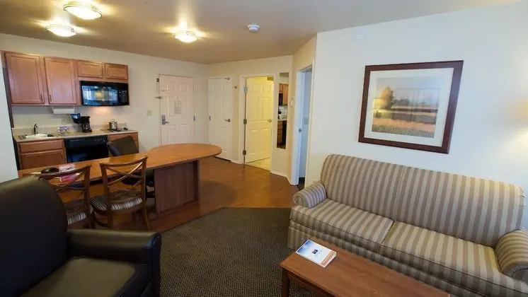 Süit, 1 Yatak Odası, Sigara İçilebilir