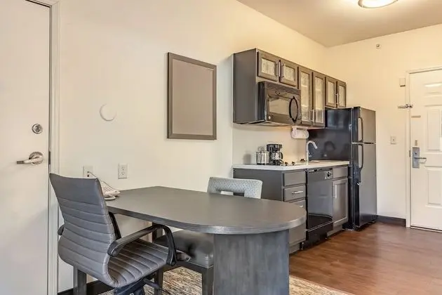 Stüdyo Süit, 2 Büyük (Queen) Boy Yatak