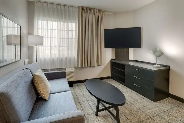 Süit, 1 En Büyük (King) Boy Yatak ve Çekyat (One Bedroom)