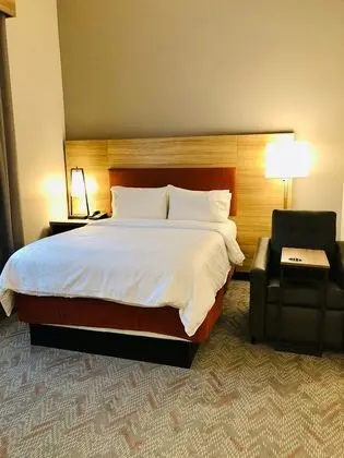 Süit, 1 Yatak Odası, Engellilere Uygun (Mobility, Accessible Tub)