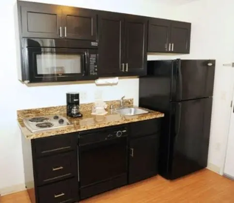 Oda, 1 Büyük (Queen) Boy Yatak, Engellilere Uygun (Hearing)