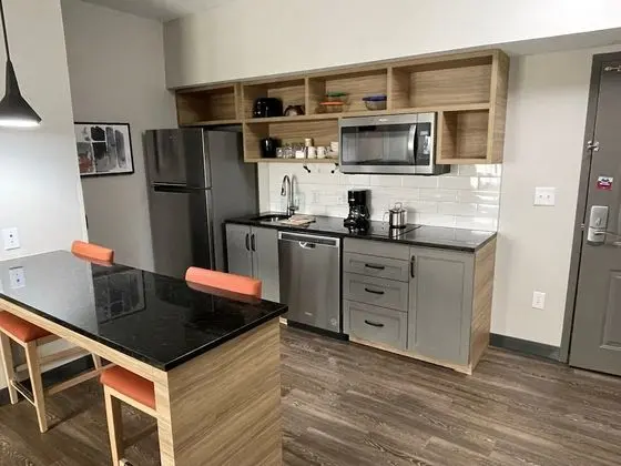 Süit, 1 Yatak Odası, Engellilere Uygun, Sigara İçilmez (Communications, Accessible Tub)