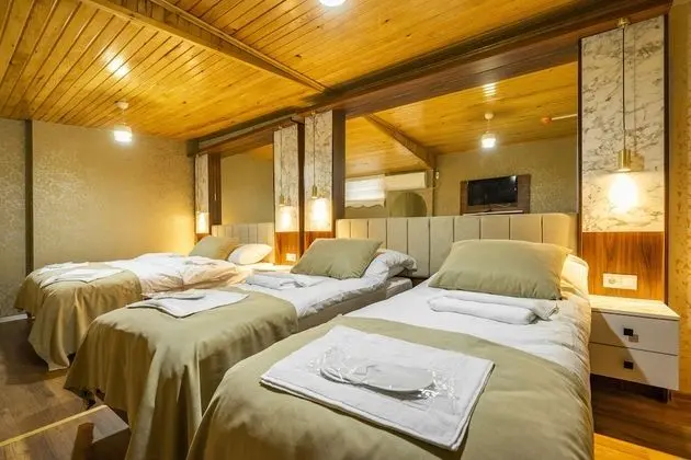 Comfort Quadruple Room