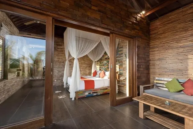 Standard Villa, 2 Yatak Odası, Sigara İçilebilir, Havuz Manzaralı
