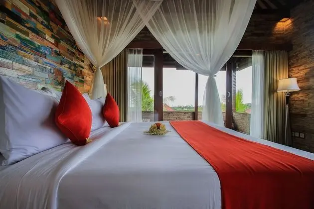 Standard Villa, 2 Yatak Odası, Sigara İçilebilir, Havuz Manzaralı