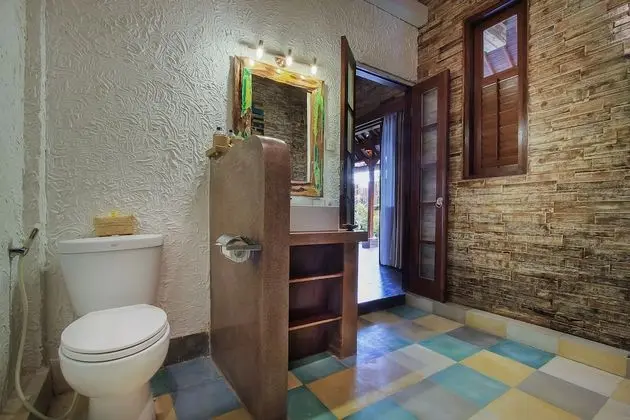 Standard Villa, 2 Yatak Odası, Sigara İçilebilir, Havuz Manzaralı