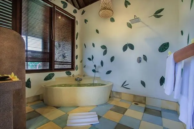 Standard Villa, 2 Yatak Odası, Sigara İçilebilir, Havuz Manzaralı