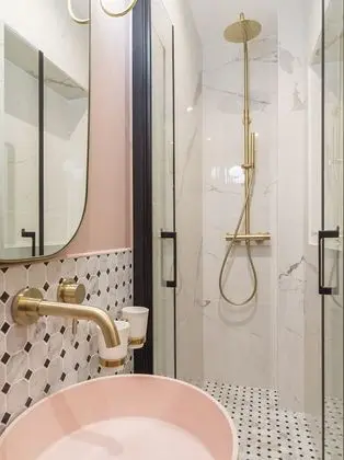 Signature Apart Daire, Banyolu/Duşlu