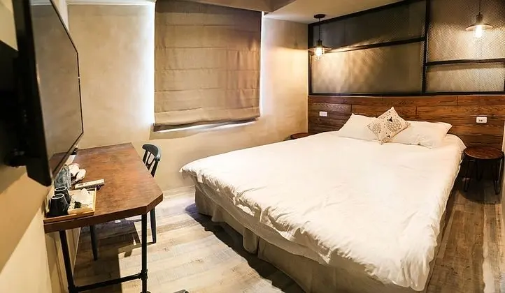 Design Tek Büyük Yataklı Oda, 1 Büyük (Queen) Boy Yatak, Banyolu/Duşlu, Şehir Manzaralı