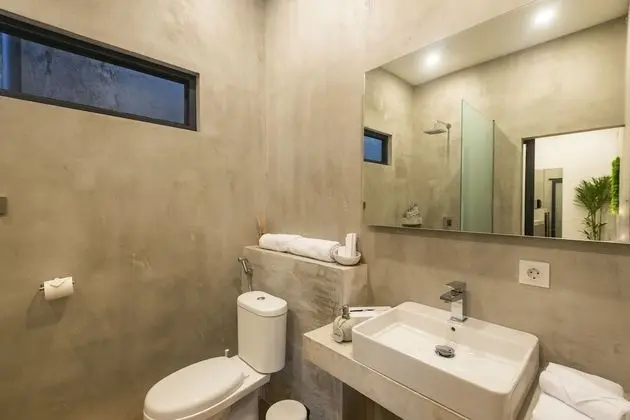 Deluxe Stüdyo, Havuz Manzaralı