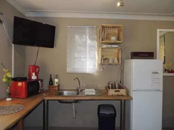 Cabin 1 (Lover's nest)