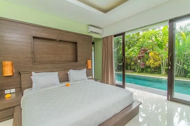 Villa, 1 Yatak Odası, Havuz Manzaralı